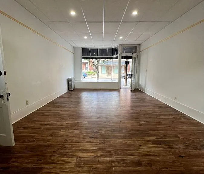355 Taylor Ave — Photo 2