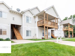 950 67th St UNIT 412, West Des Moines, IA 50266