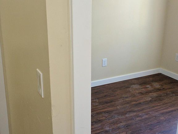 5th image of 2780 Sanford St APT 2