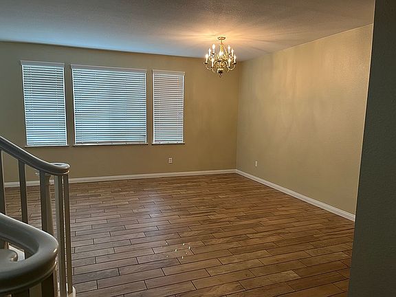 3rd image of 31943 Opal Dr