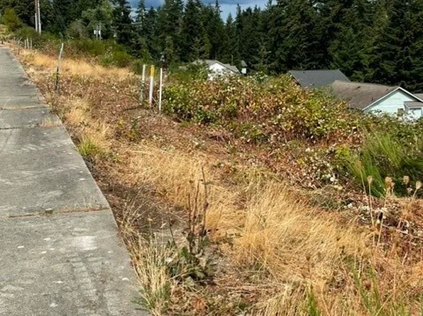 1644 Sound Ridge Drive, Bremerton, WA 98312