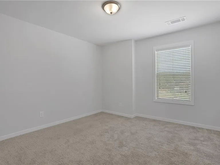18 Depot Landing Rd — Photo 16