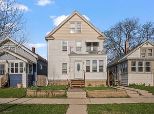 1918 S 71st St, West Allis, WI 53219