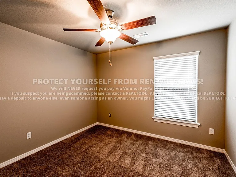 4757 W Wales Dr — Photo 8