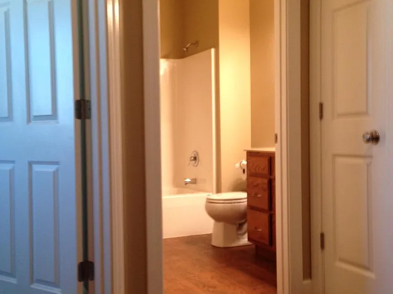 Entry Hall / 2nd Bathroom