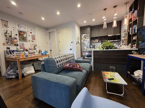 379 Sumpter St #2BB