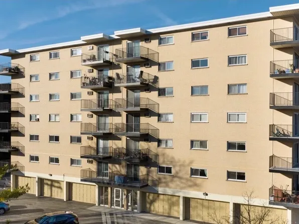 315 Des Plaines Ave APT 406, Forest Park, IL 60130