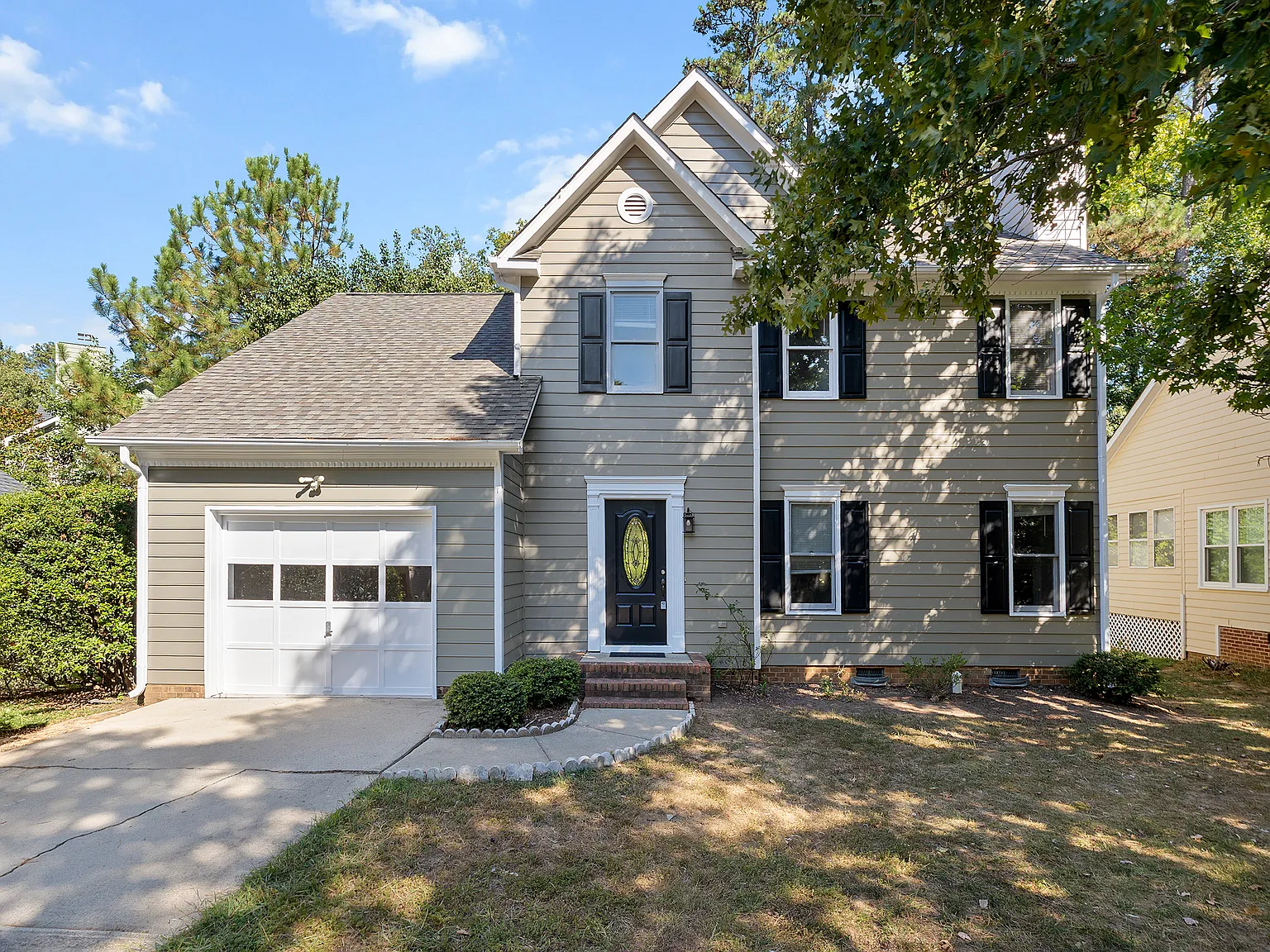 4 bed, 1890 sqft, $2,295 — Photo 1