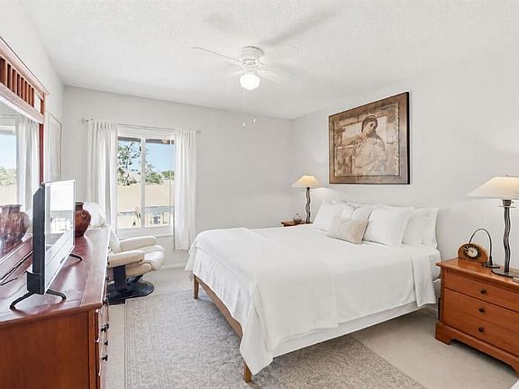 5th image of 3853 S LAKE DRIVE #165
