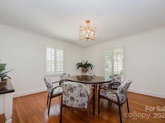 4th image of 7119 Folger Dr