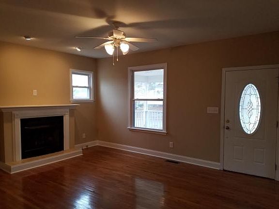 5th image of 213 W Fairview Ave