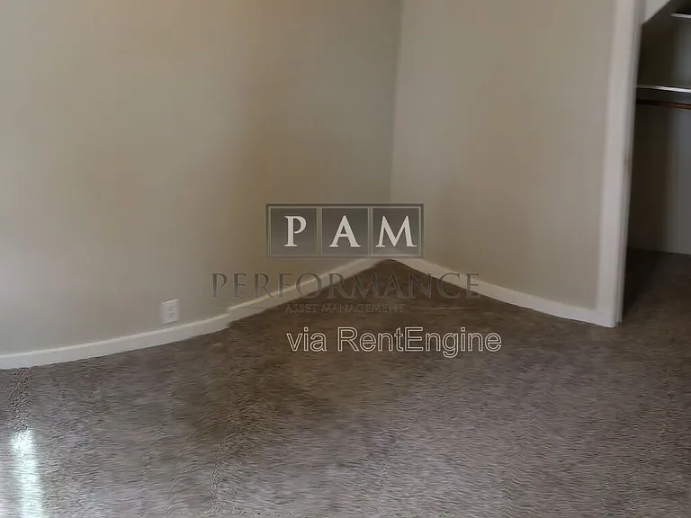 1521 N Jefferson St #A — Photo 7