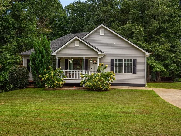 10 Patriot Trl, Dahlonega, GA 30533