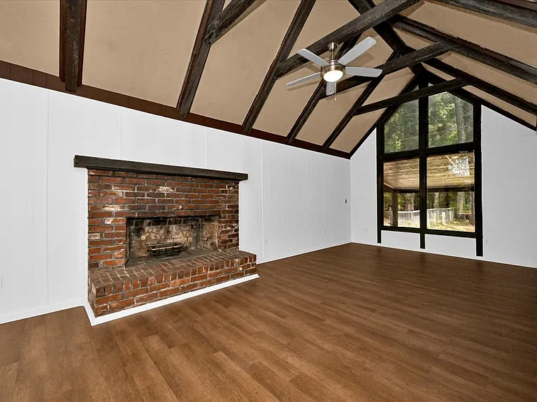 441 County Road 539 — Photo 21