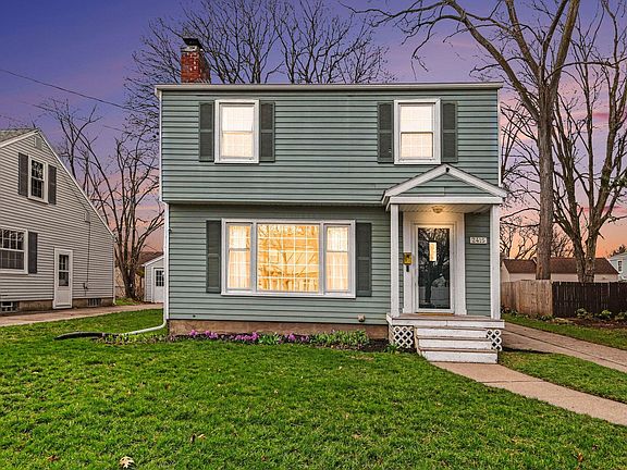 4th image of 2415 Aleda Ave SE
