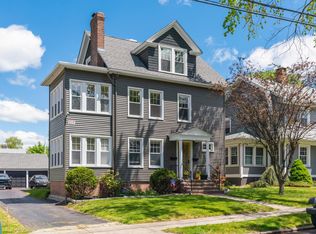 39 Thornton St, Hamden, CT 06517