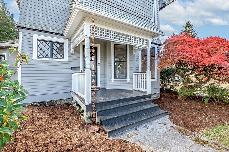 2nd image of 3424 N 30th Street