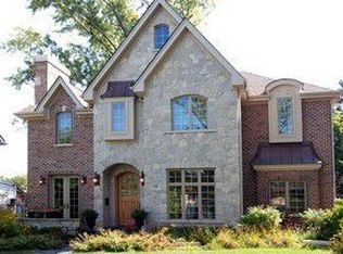 821 S Fairview Ave, Park Ridge, IL 60068