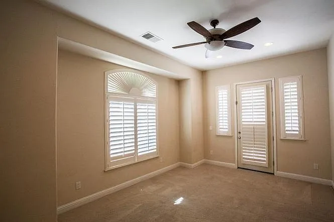 5895 N Torrey Pines Ave — Photo 23