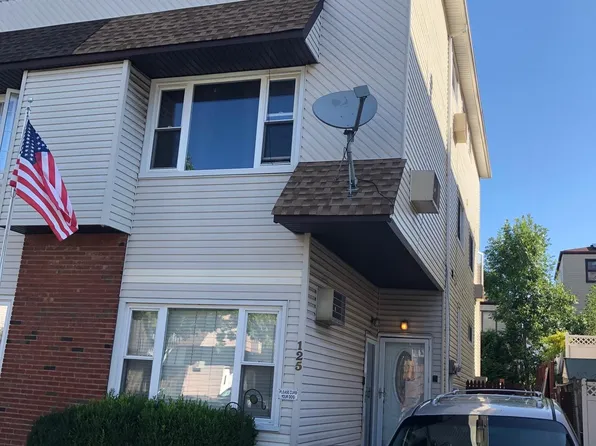 125 Green Valley Rd #2, Staten Island, NY 10312