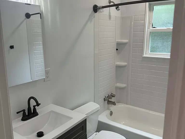 18 W Meadowbrook Dr #2 — Photo 13