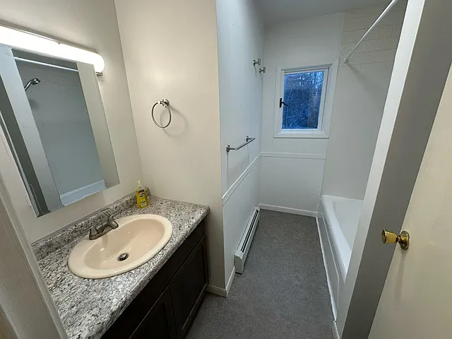 915-917 7th Ave #8 — Photo 10