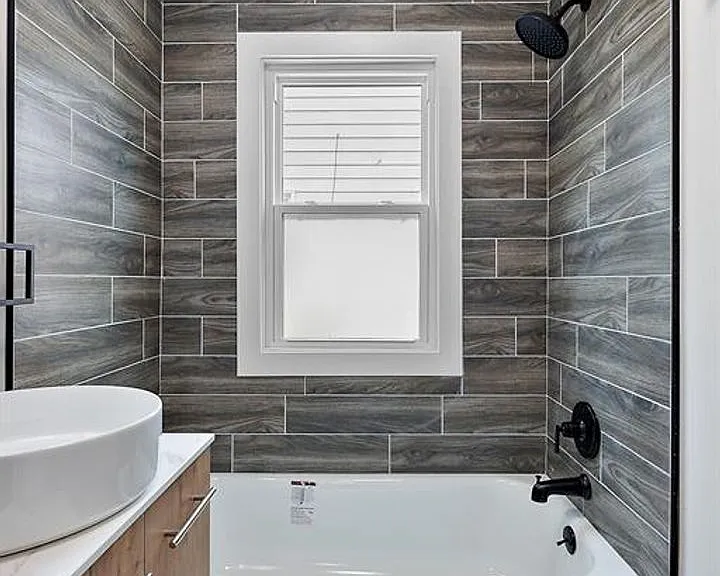 308-310 E Harry Ave — Photo 17