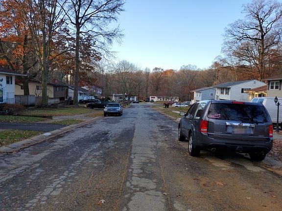 4th image of 104 Newcomb Ct