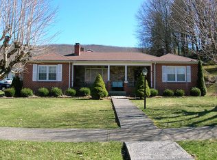 512 Parkway Ave, Bluefield, WV