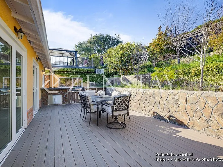 1260 Mountain View Rd — Photo 49