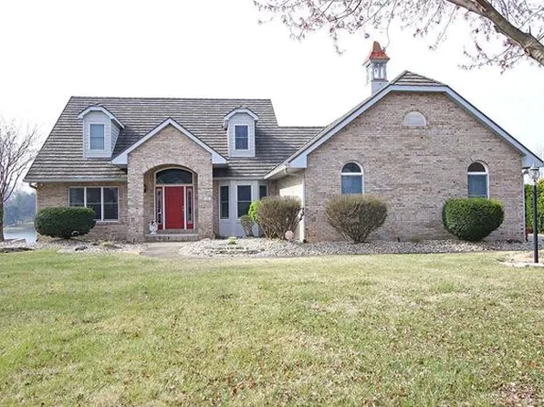 10 N Shore Dr, Edwardsville, IL 62025