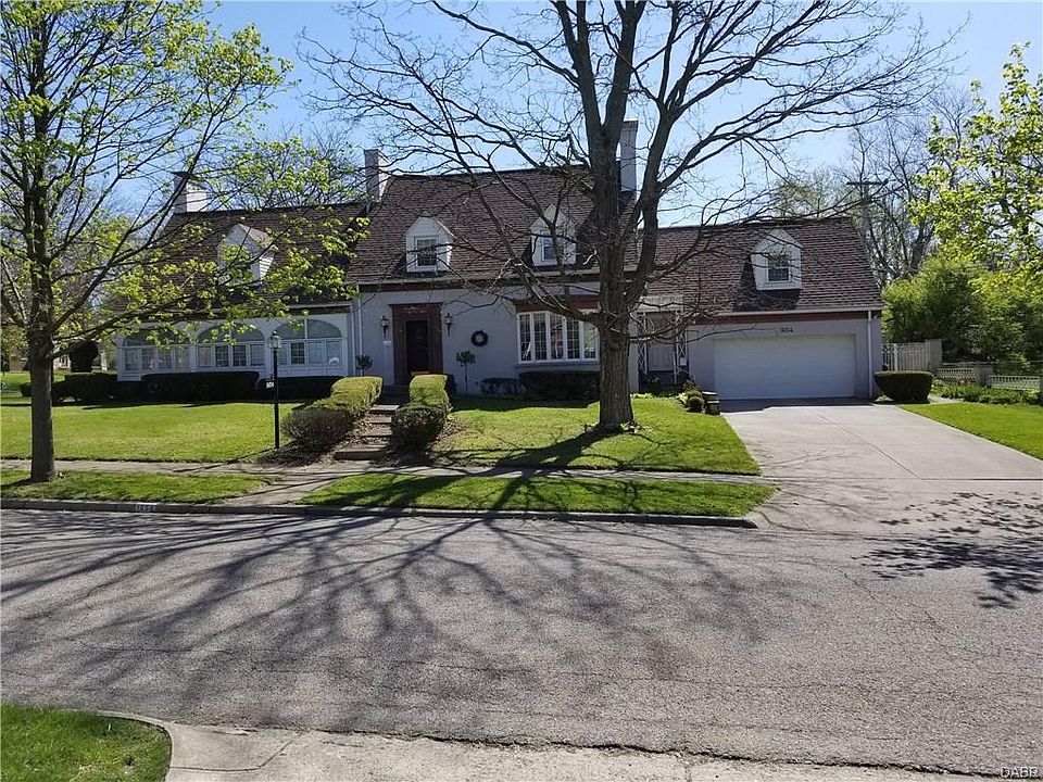 1st image of 1654 Burbank Dr