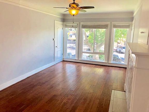 2nd image of 503 1/2 N Kenmore Ave