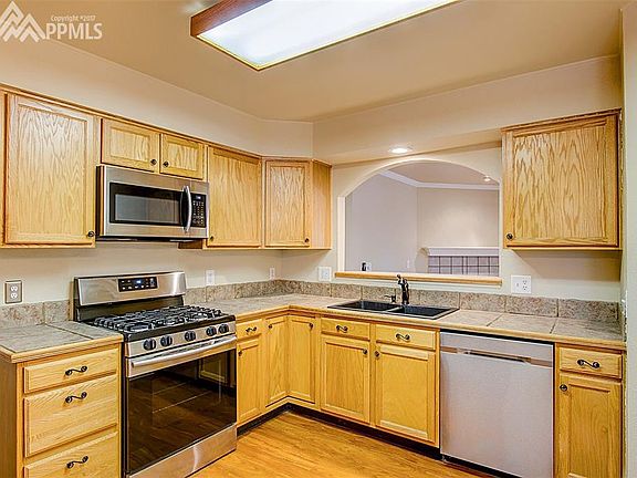 Eat in kitchen with lots of storage.