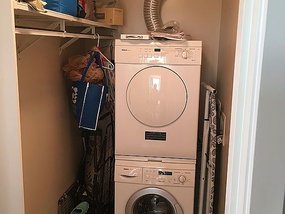 4th image of 700 W East St Unit 1803
