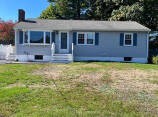 29 Henderson Cir, Salem, NH 03079