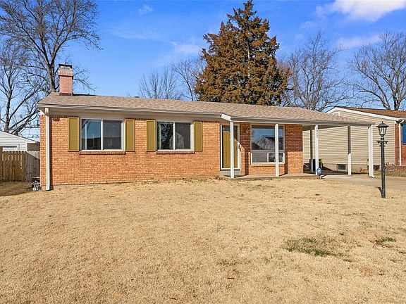 2nd image of 2845 Sugar Tree Ln