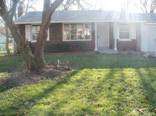 1838 Prior Dr, Saint Louis, MO