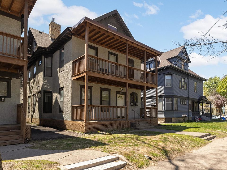 1st image of 806 6th St SE