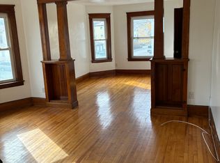 39 Arthur St APT 2, Worcester, MA 01604