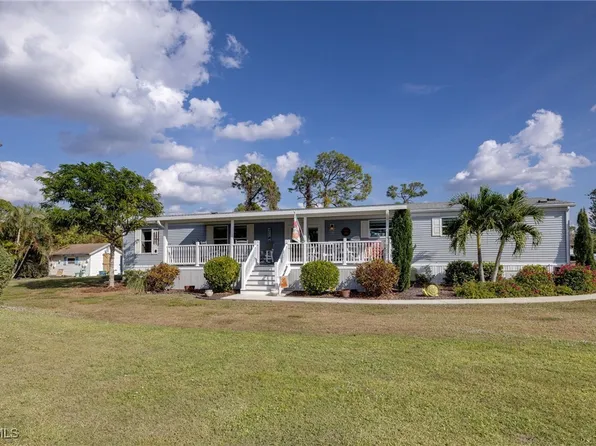 19440 Pony Ln, North Fort Myers, FL 33903