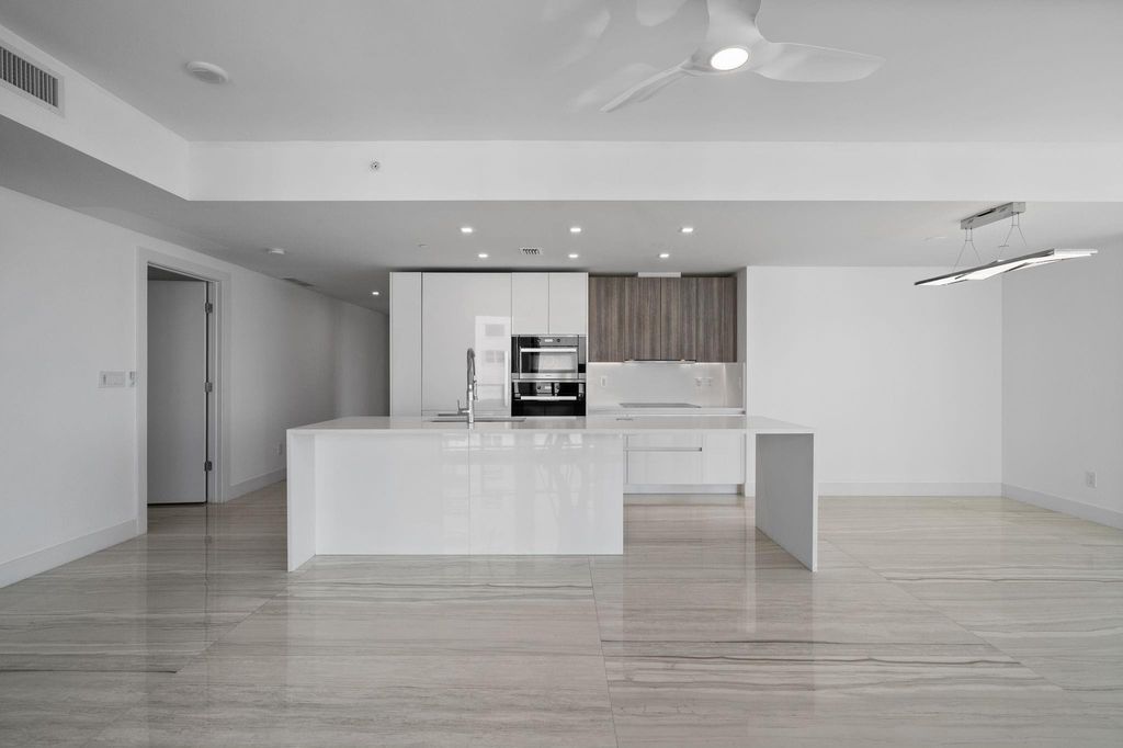 730 N Ocean Boulevard #801, photo 7