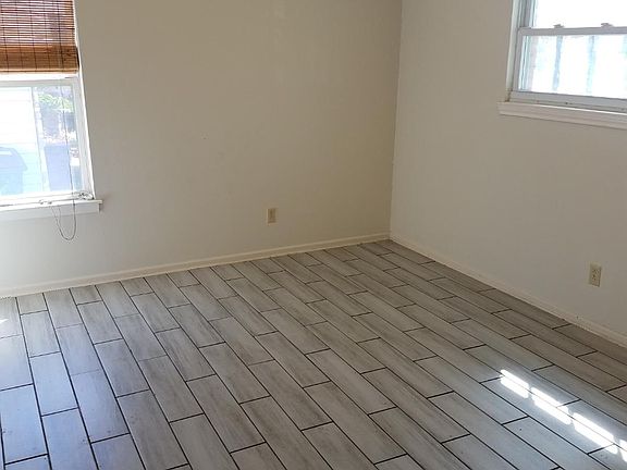 4th image of 3611 Lisa Dr