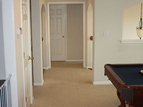 4th image of 10301 Medinah Greens Dr