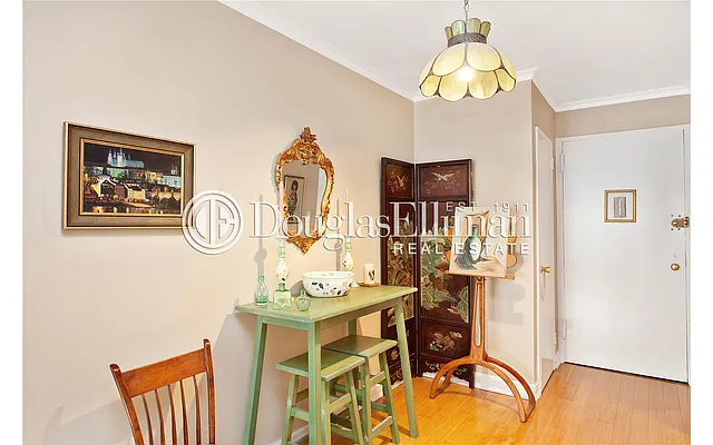 Sold by Douglas Elliman | media 10