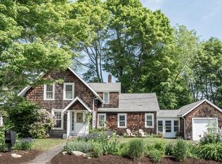 2 Goodrich Pl, Sharon, MA 02067