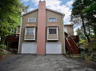 35 Aurora Ln, Salem, MA 01970