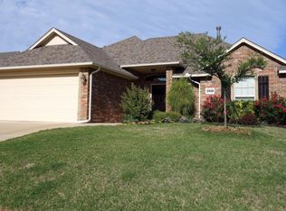 3908 Montclair Dr, Edmond, OK 73013