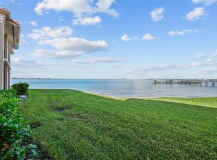 6051 Sun Blvd APT 111, Saint Petersburg, FL 33715