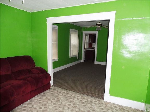 3rd image of 86 Modern Ave Fl 1